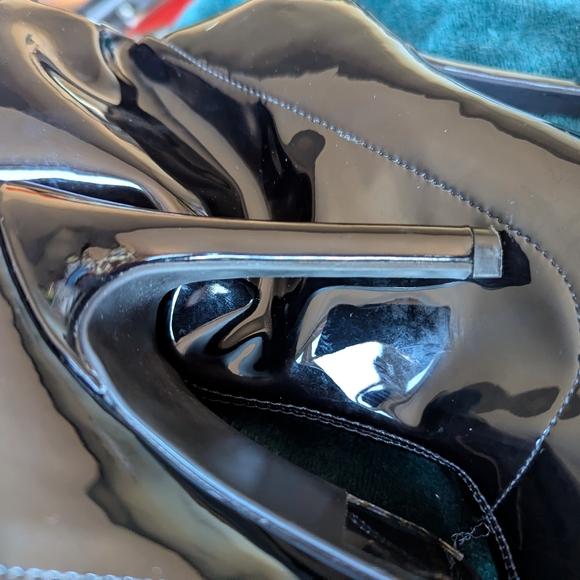 Sleek Black Heeled Ankle Boots with Stiletto Heel - Picture 5 of 14